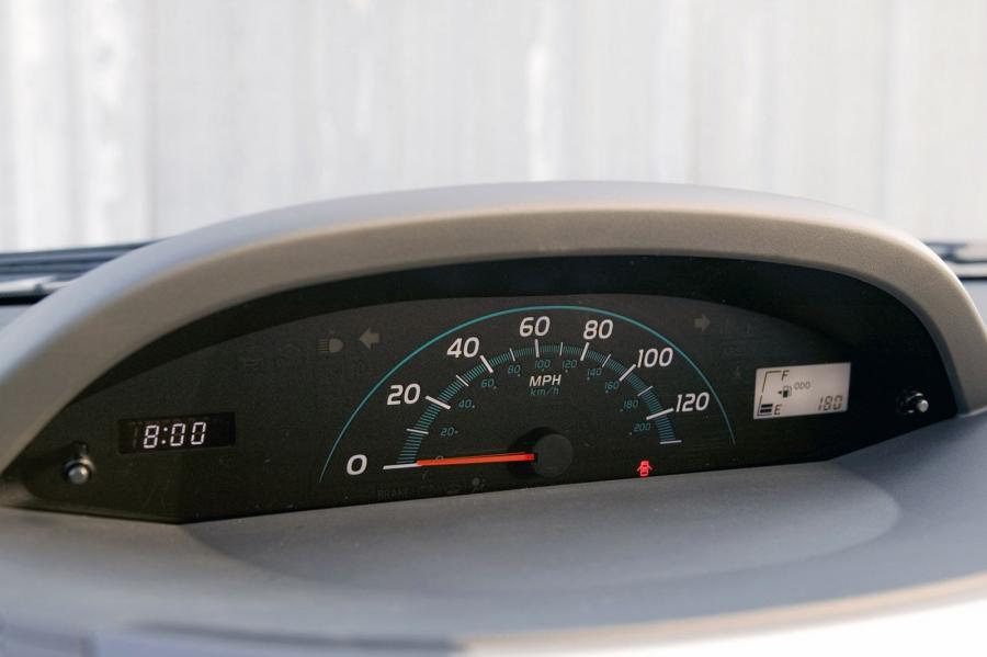  Toyota Yaris 2005 года  (фото 149 из 165)